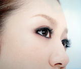 まつげエクステクール横